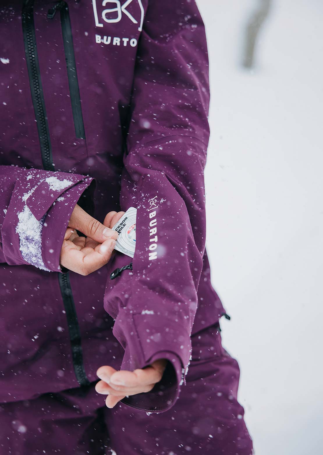 Burton AK Women's GORE-TEX 2L Upshift Jacket Purple Root