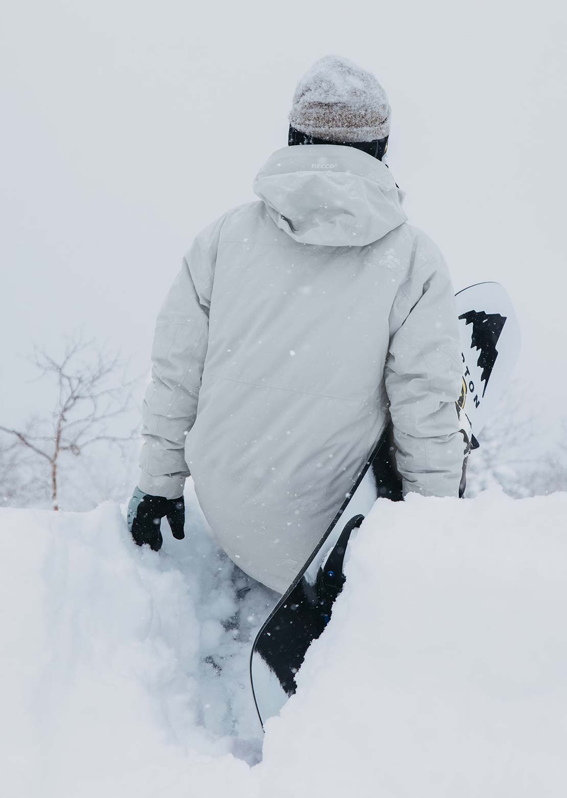 Burton Men&#39;s AK GORE-TEX LZ Down Jacket Gray Cloud