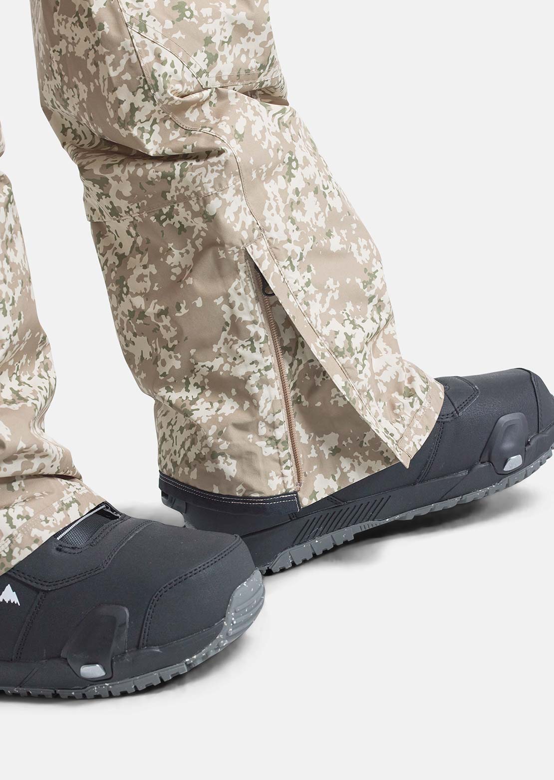 Burton Men's Gore-Tex Reserve Bib Pants Snowfall Camo