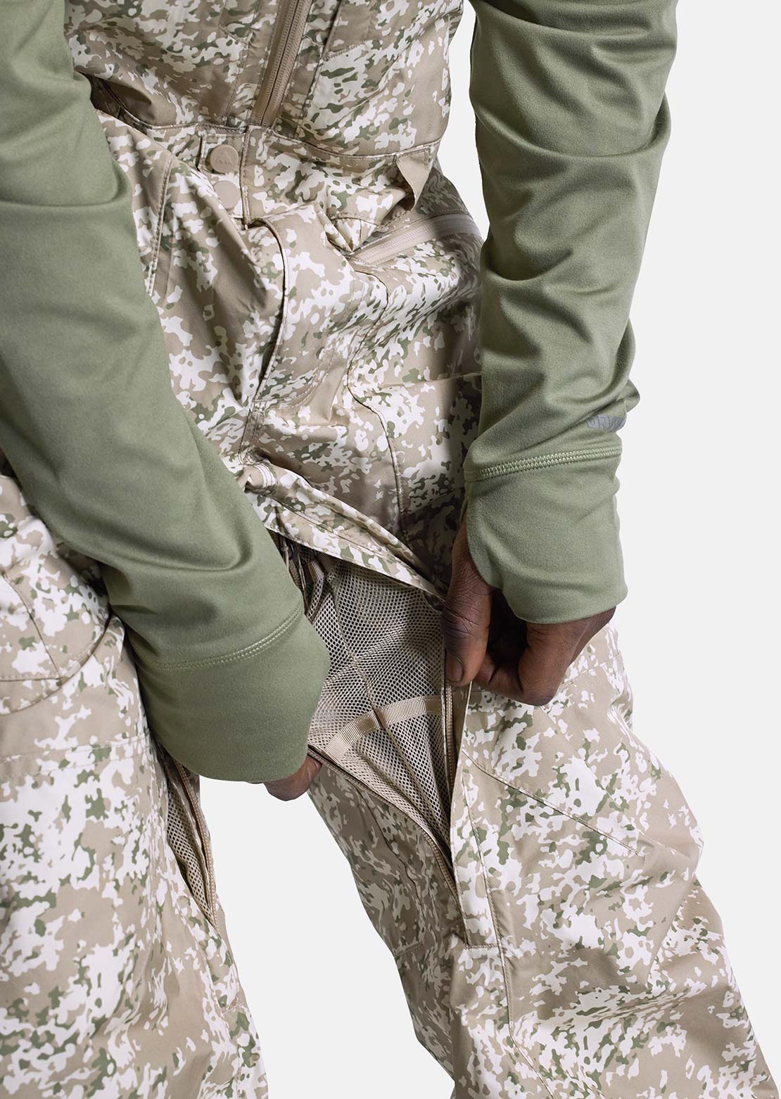 Burton Men's Gore-Tex Reserve Bib Pants Snowfall Camo