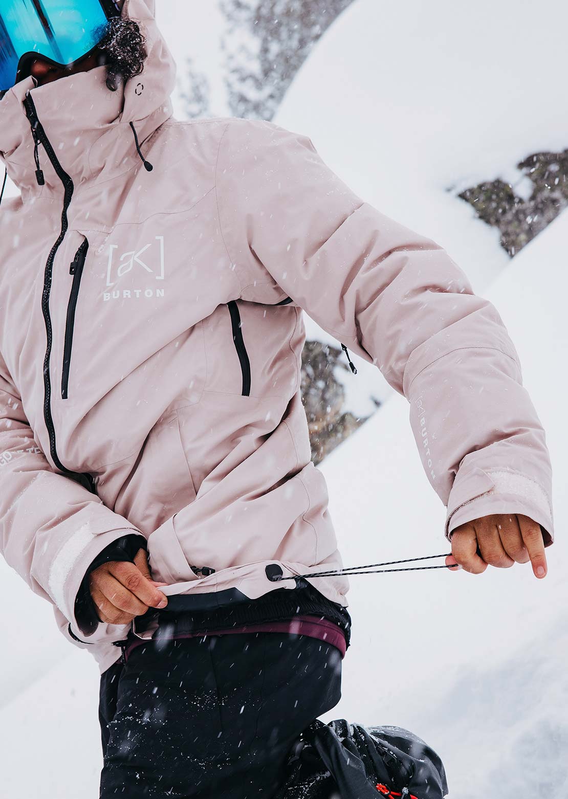 Burton Women&#39;s AK GORE-TEX Flare Down Jacket Shadow Pink
