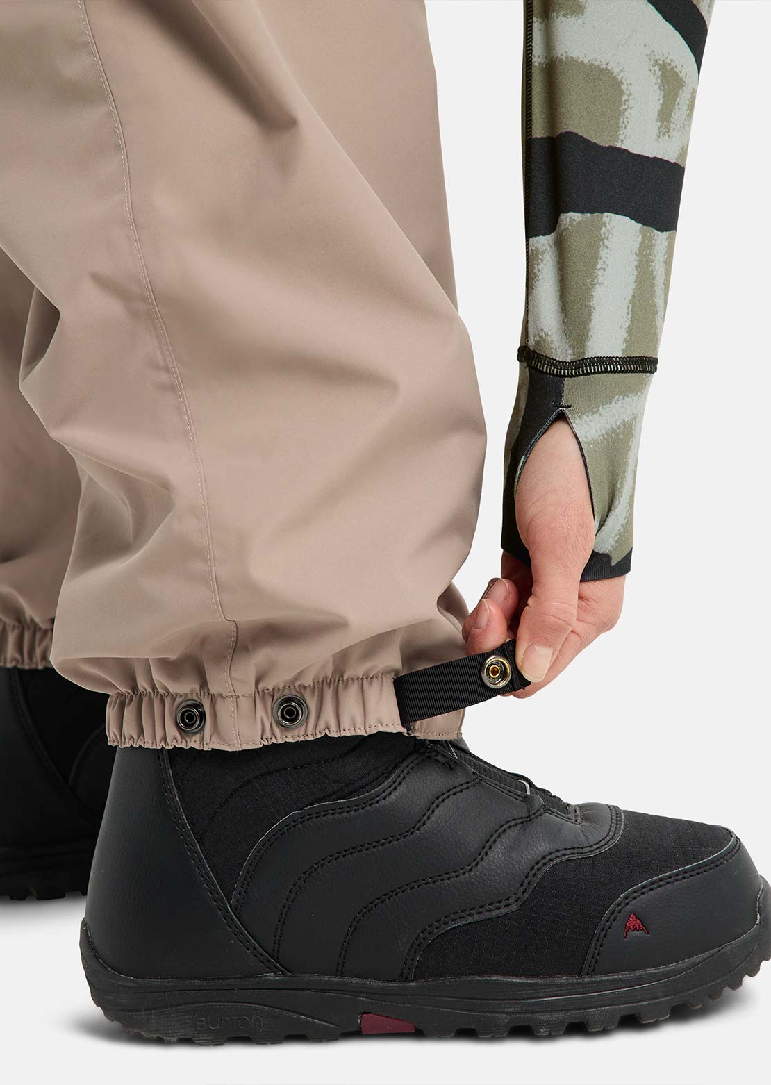 Burton Women's Reserve 2L Bib Pants Summit Taupe
