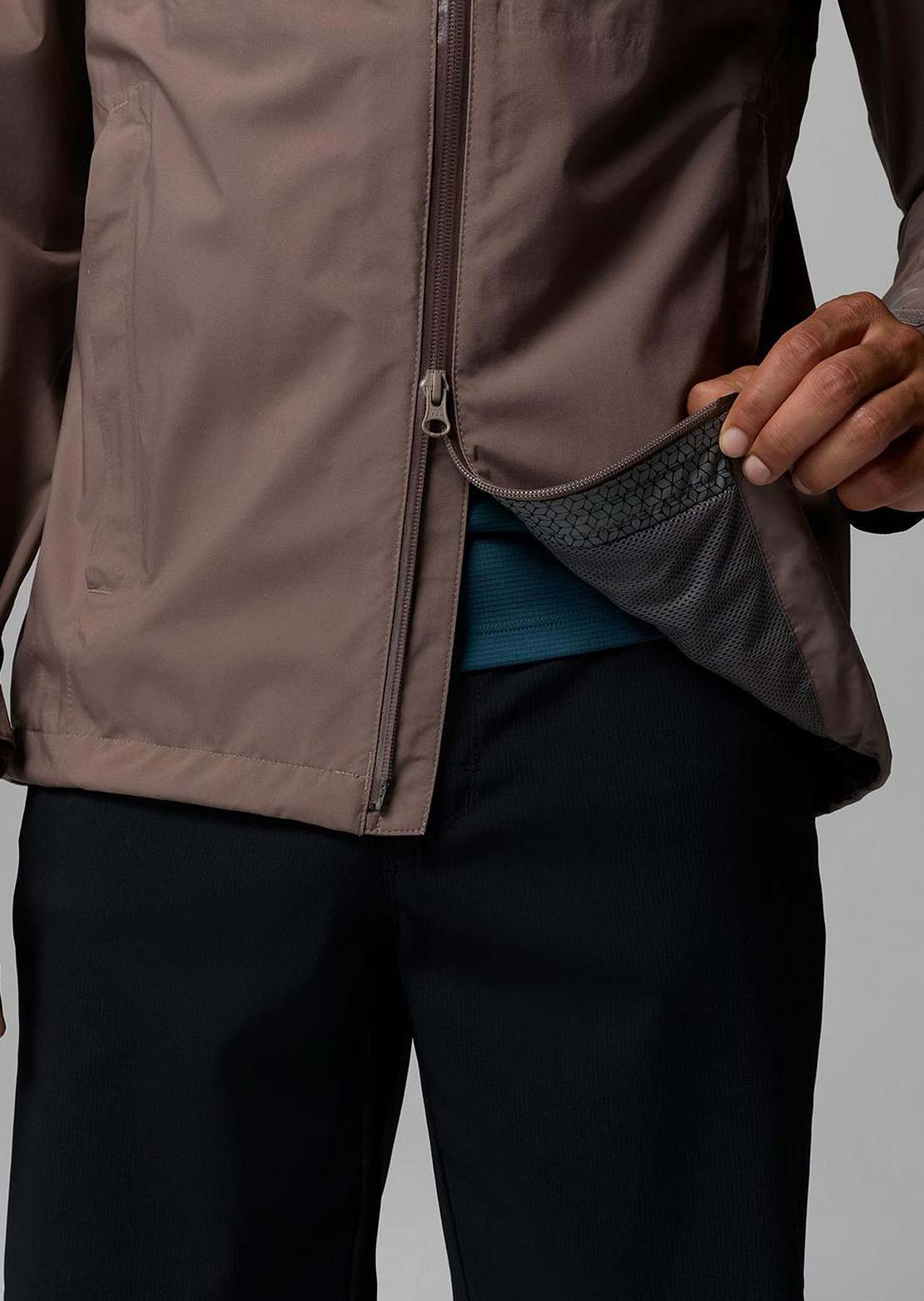 Columbia Men's Trailborne 2.5L Shell Jacket Iron