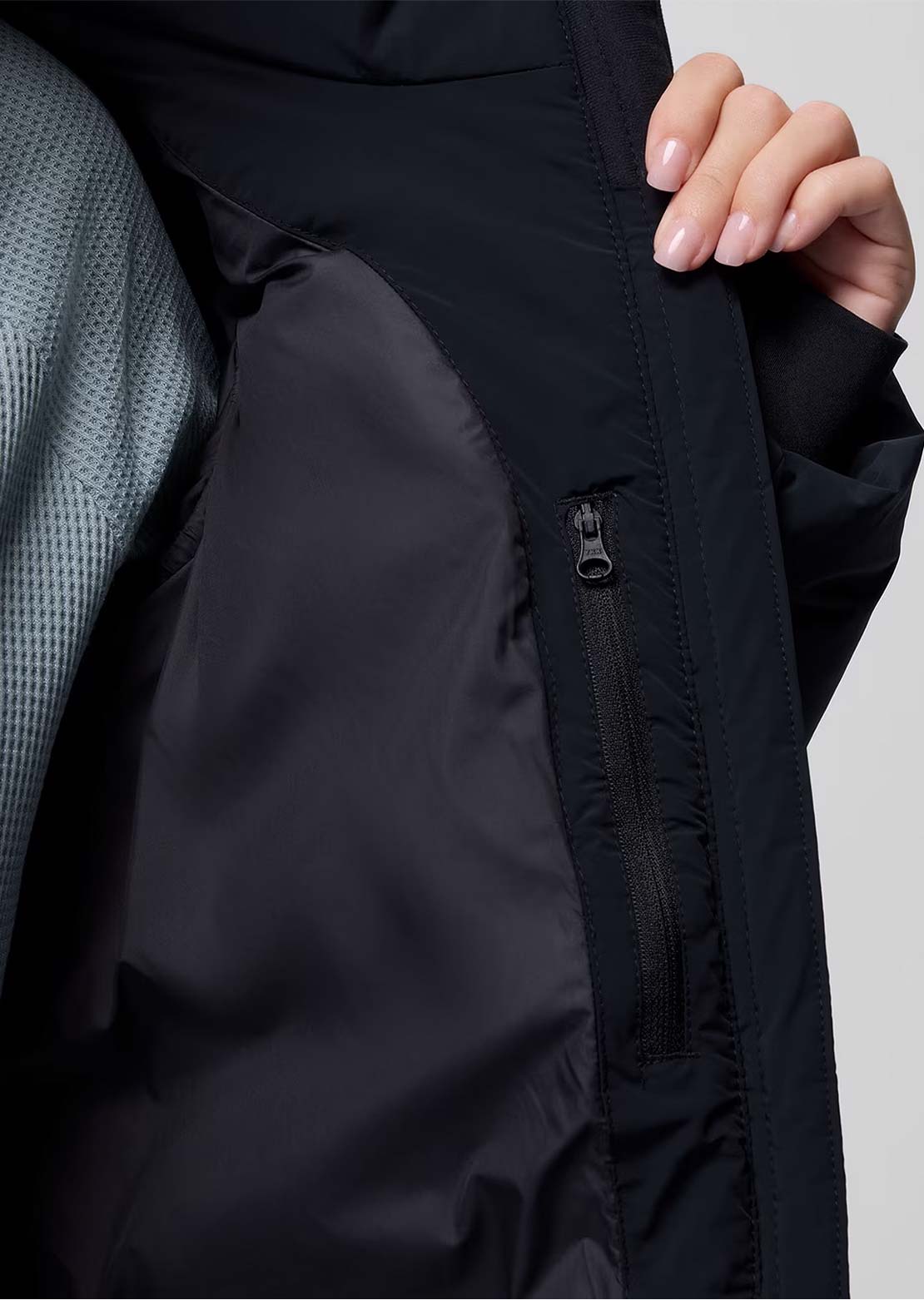Columbia Women's Amaze Puff Mid Hooded Black