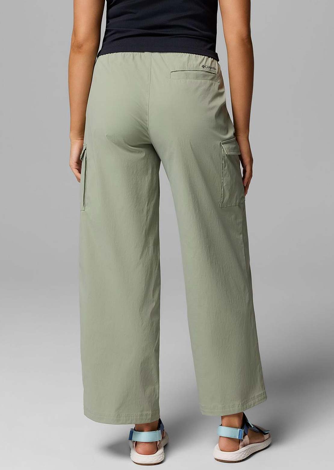 Columbia Women's Chill Creek Cargo Pants Safari