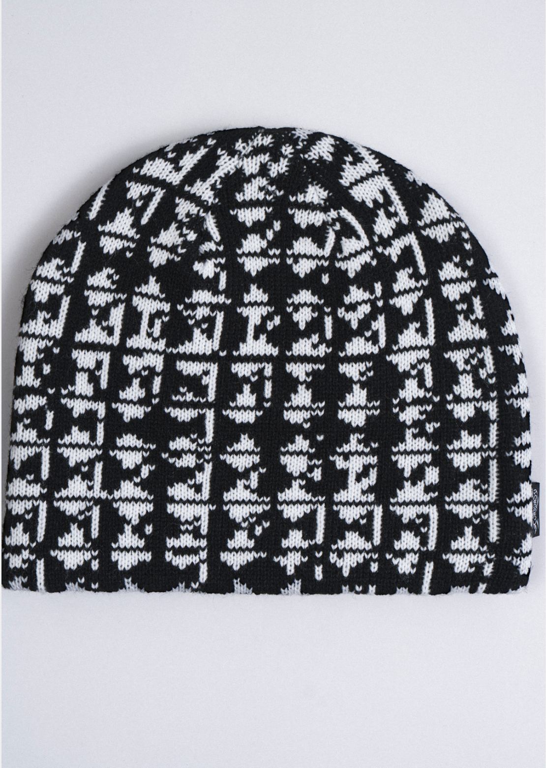 Corduroy Men's Studs Skully Beanie Black