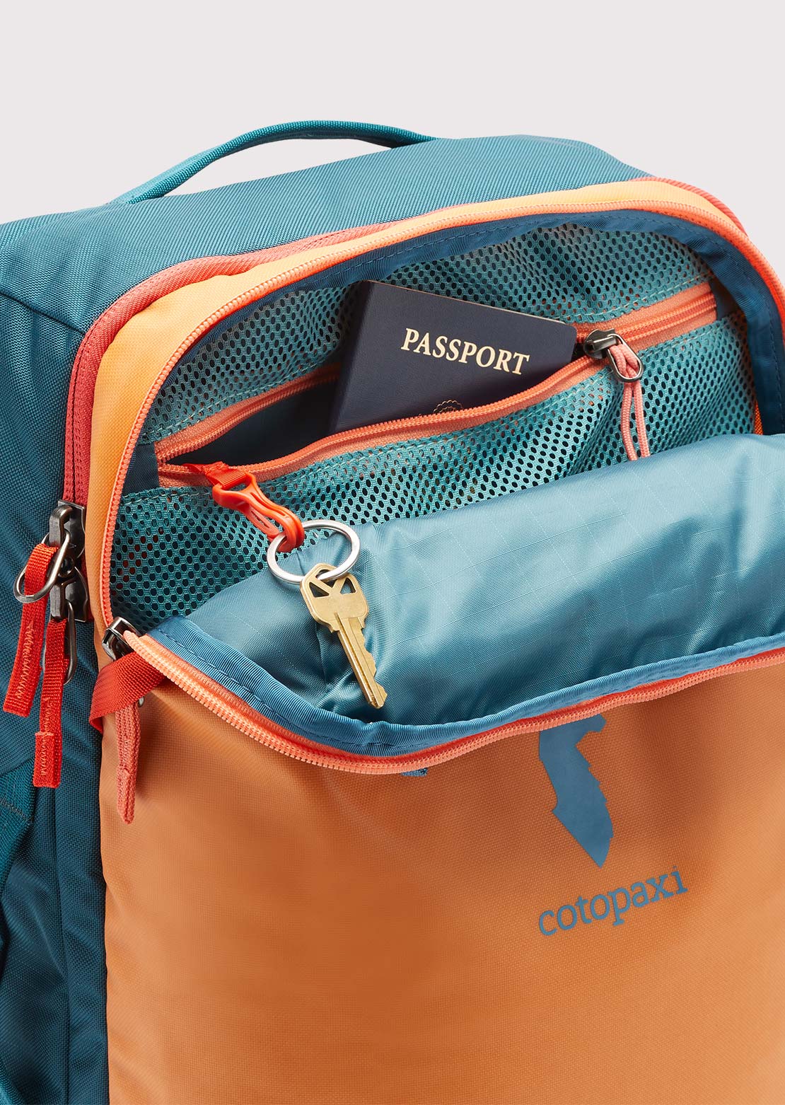 Cotopaxi Allpa 28L Travel Pack Tamarindo/Abyss