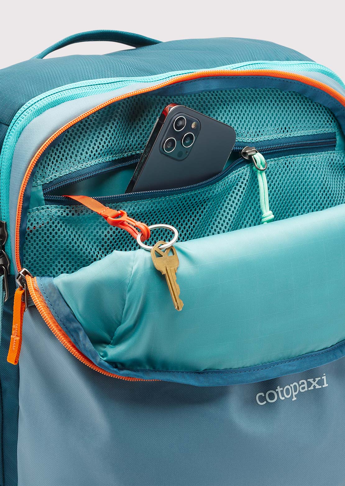 Cotopaxi Allpa 35L Travel Pack Blue Spruce/Abyss