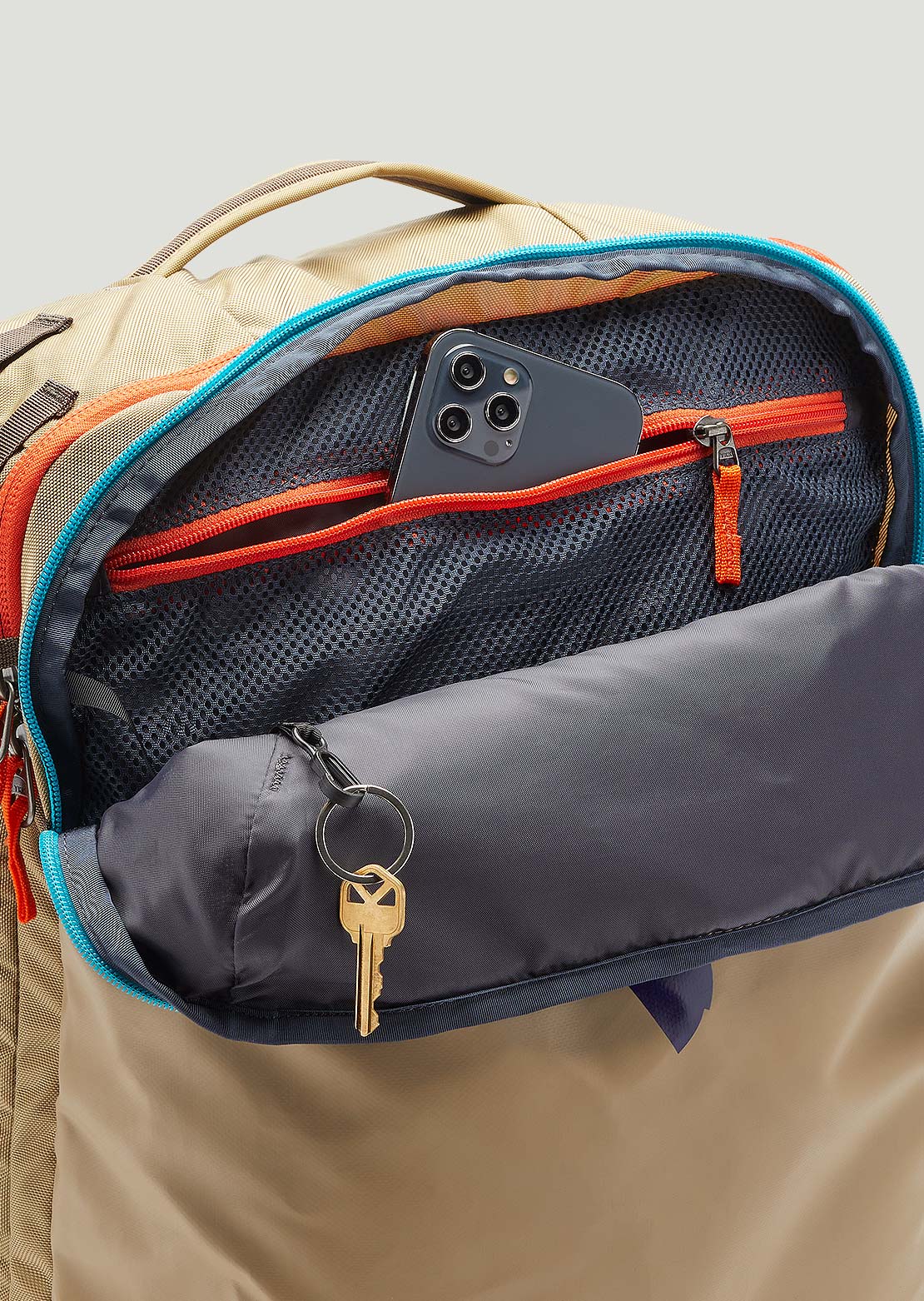 Cotopaxi Allpa 35L Travel Pack Desert