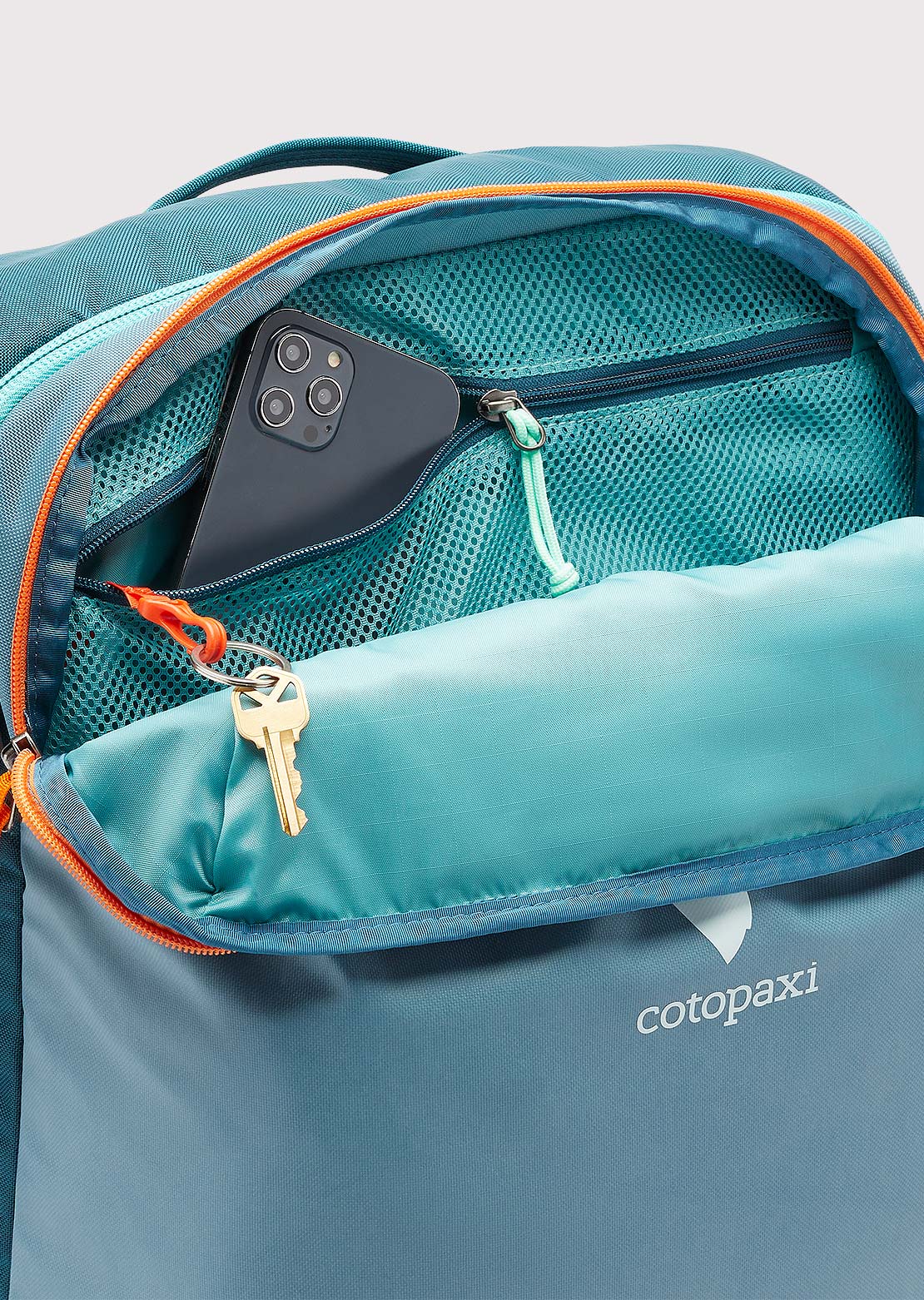 Cotopaxi Allpa 42L Travel Pack Blue Spruce/Abyss
