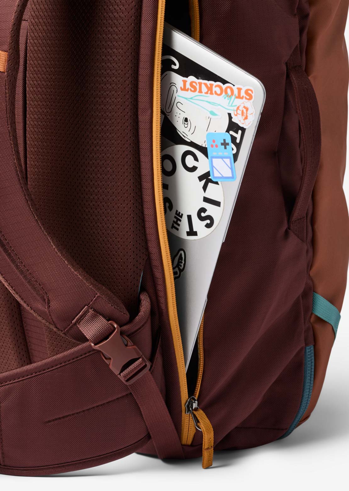 Cotopaxi Unisex Allpa 35L Travel Pack Whiskey