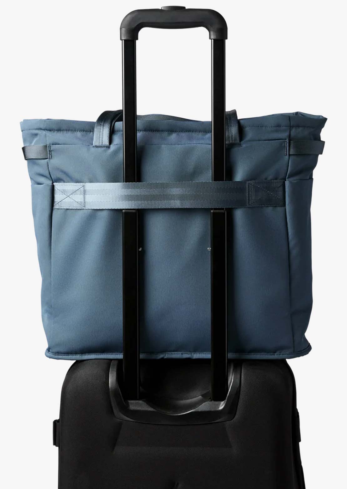 Cotopaxi Unisex Mente 22L Tote Bag