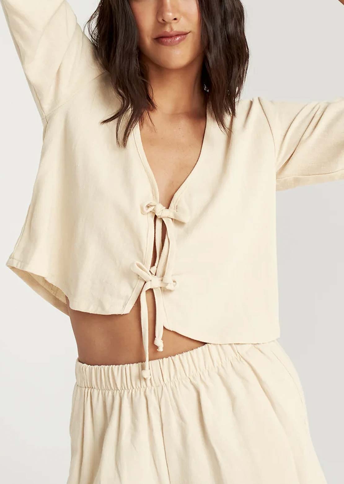 Daily Story Women's Constance Blouse Long Sleeve Beige
