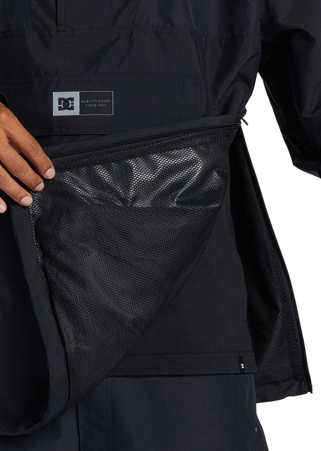 DC Men&#39;s 43 Anorak Jacket Black
