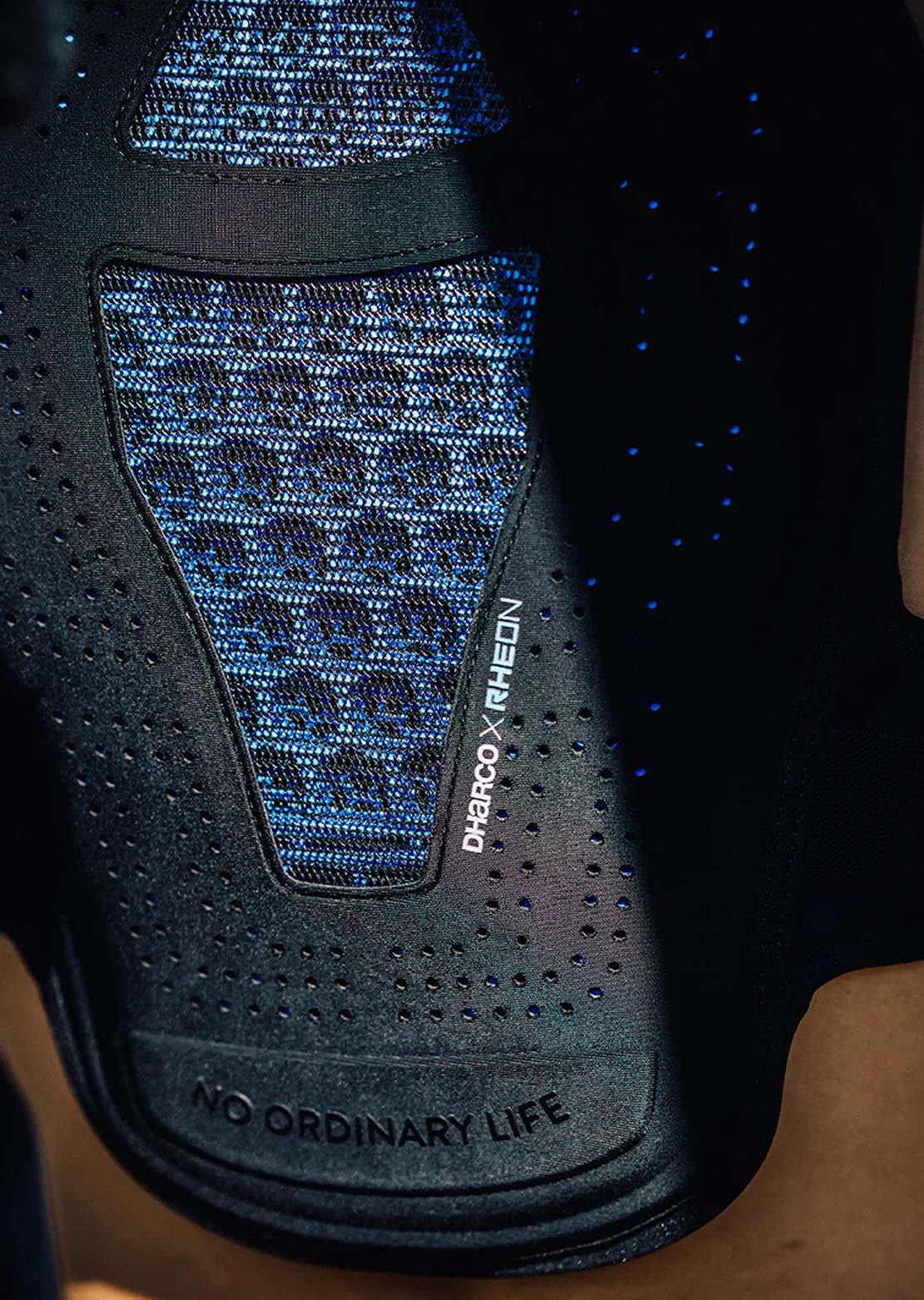 DHaRCO Unisex Gravity Vest