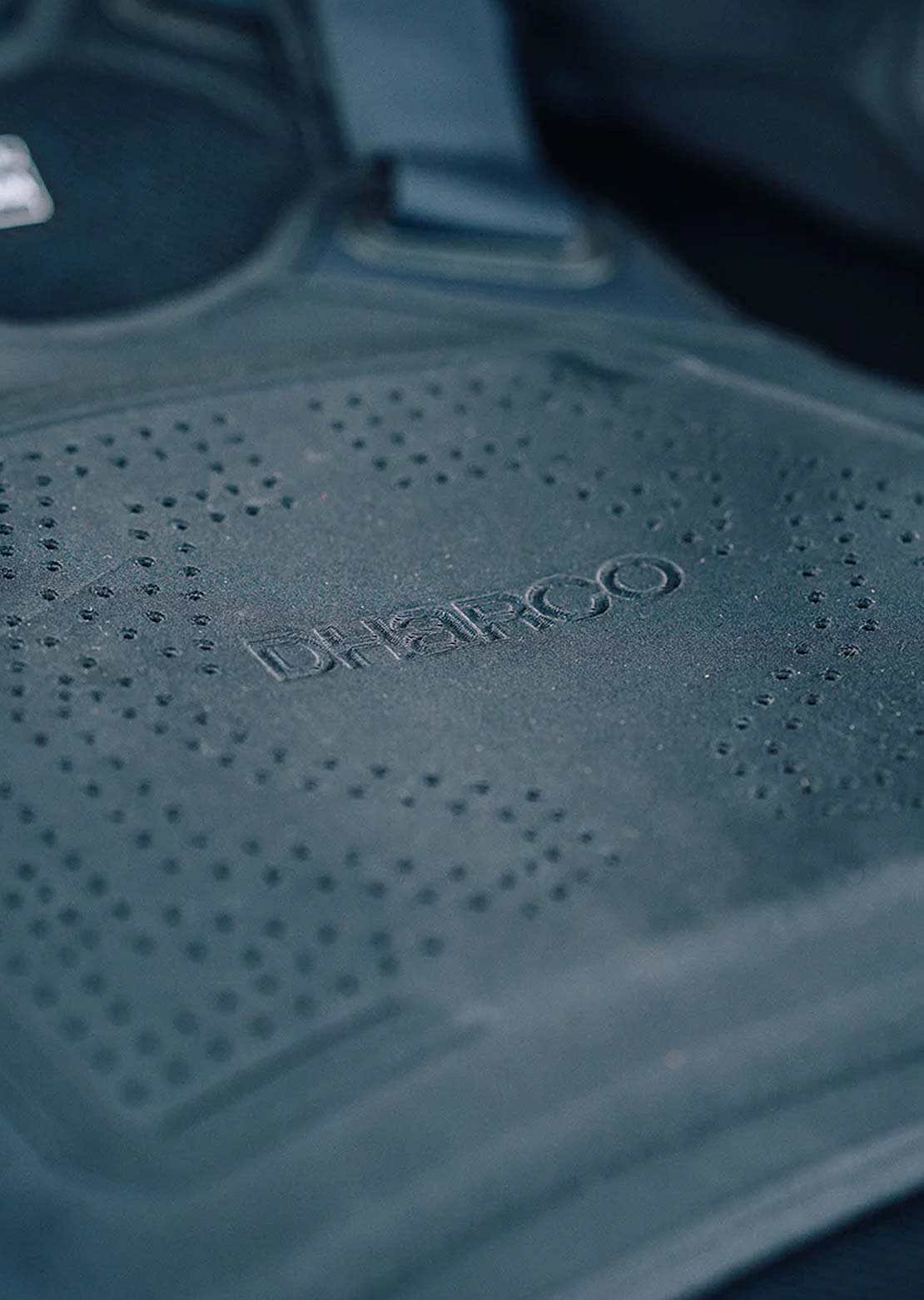 DHaRCO Unisex Gravity Vest