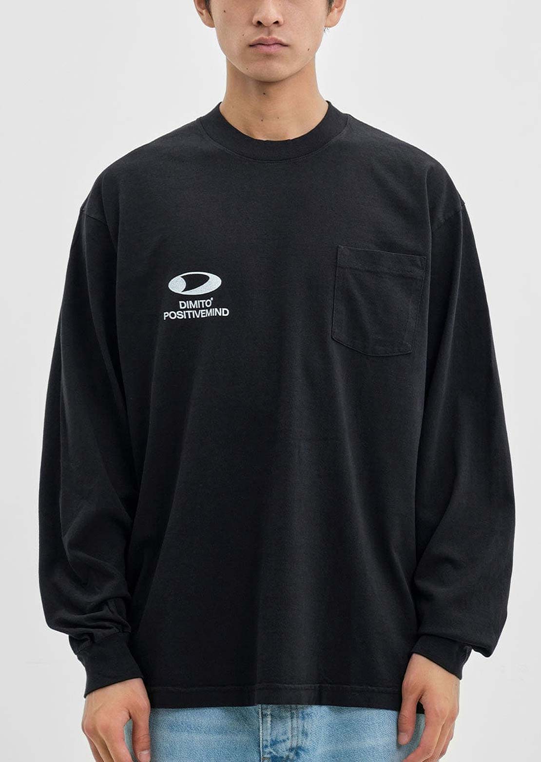 Dimito Unisex Circle Big Logo Pocket LSV GD 6.5oz Long Sleeve Black