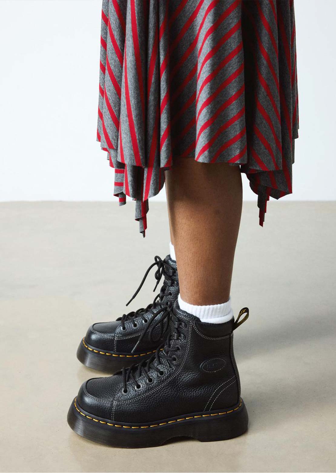 Dr.Martens Women's Buzz 8 Eye Milled Nappa Leather Boots Black