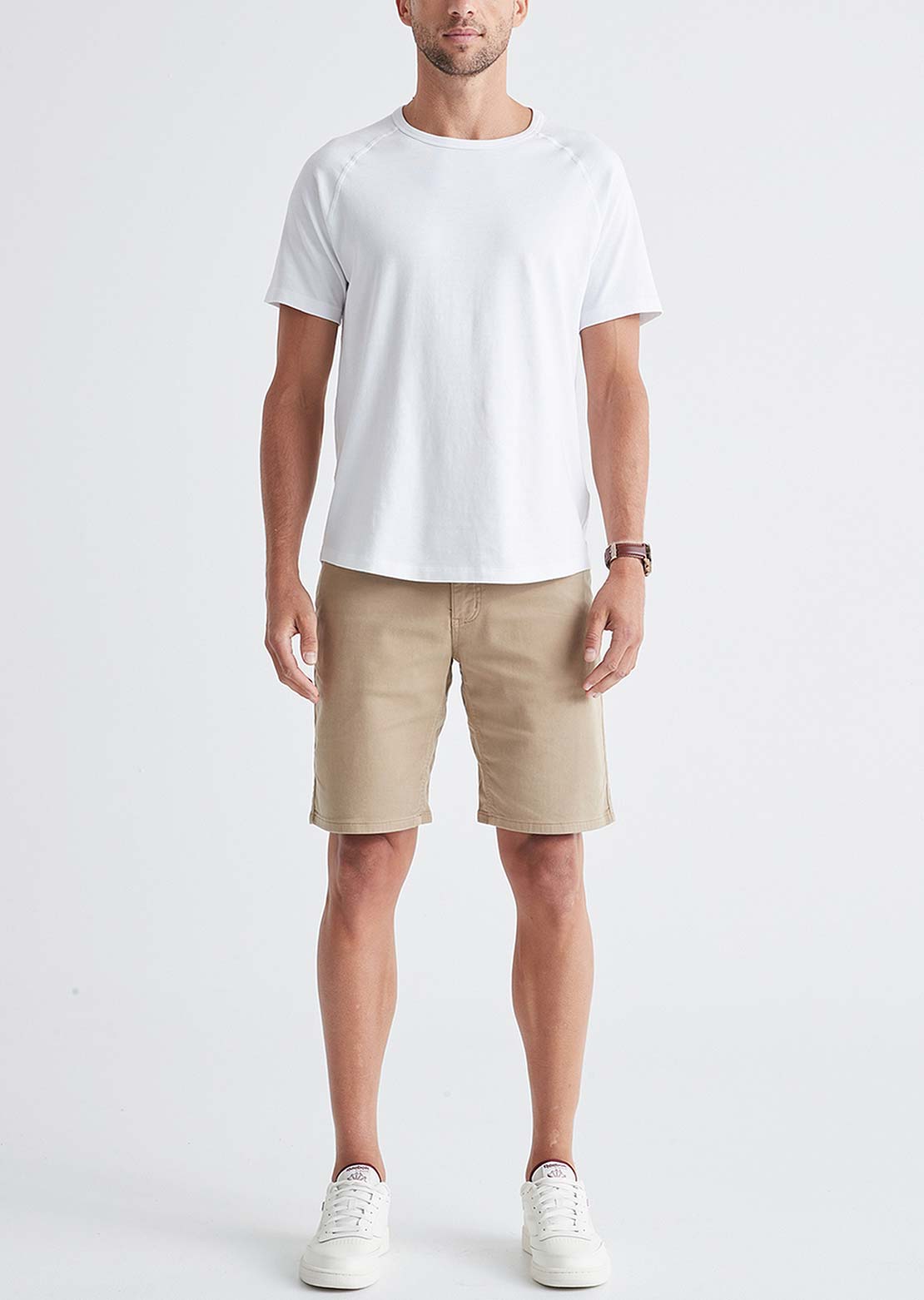 DUER Men's No Sweat Relaxed Shorts Desert Khaki