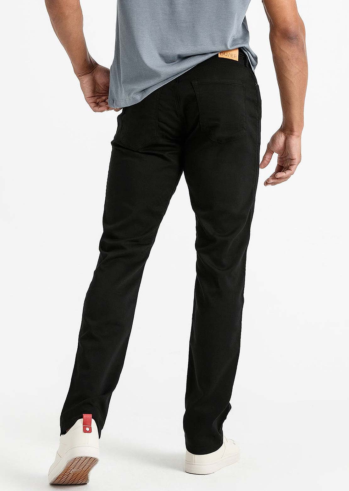 DUER Men&#39;s No Sweat Relaxed Taper Pants Black