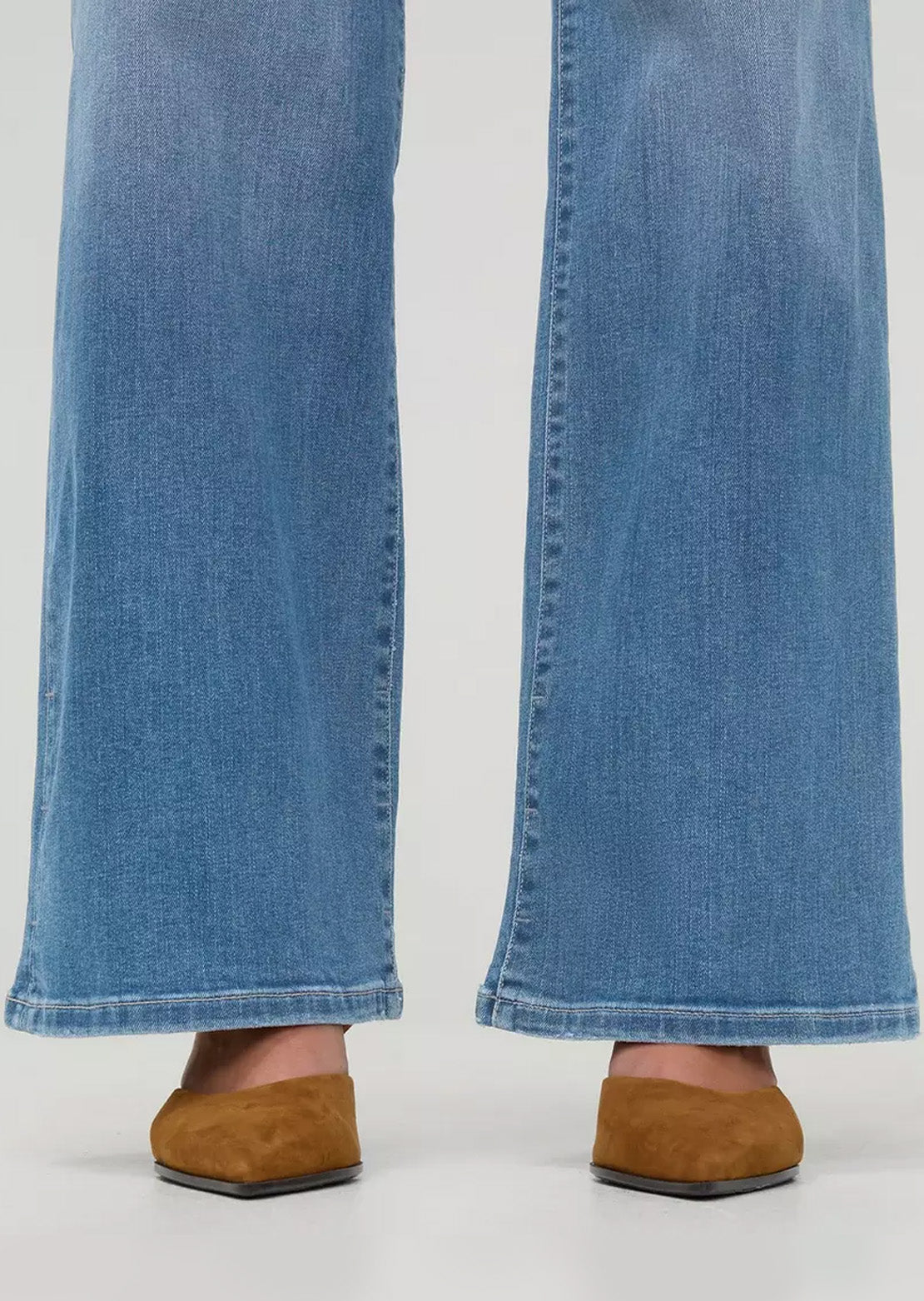 DUER Women's Performance Denim+ High Rise Wide Leg Pants Vintage Seaside