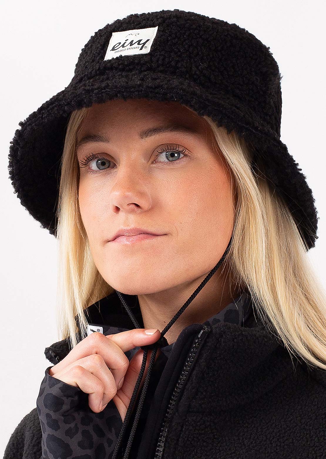 Eivy Women's Full Moon Sherpa Hat Black