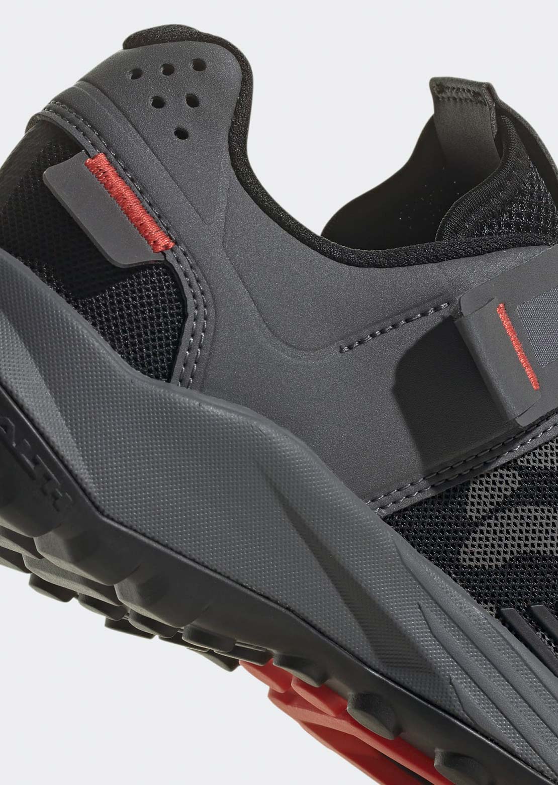 Five Ten Women's 5.10 Trailcross Clip-In Mountain Bike Shoes Core Black/Grey Three/Red