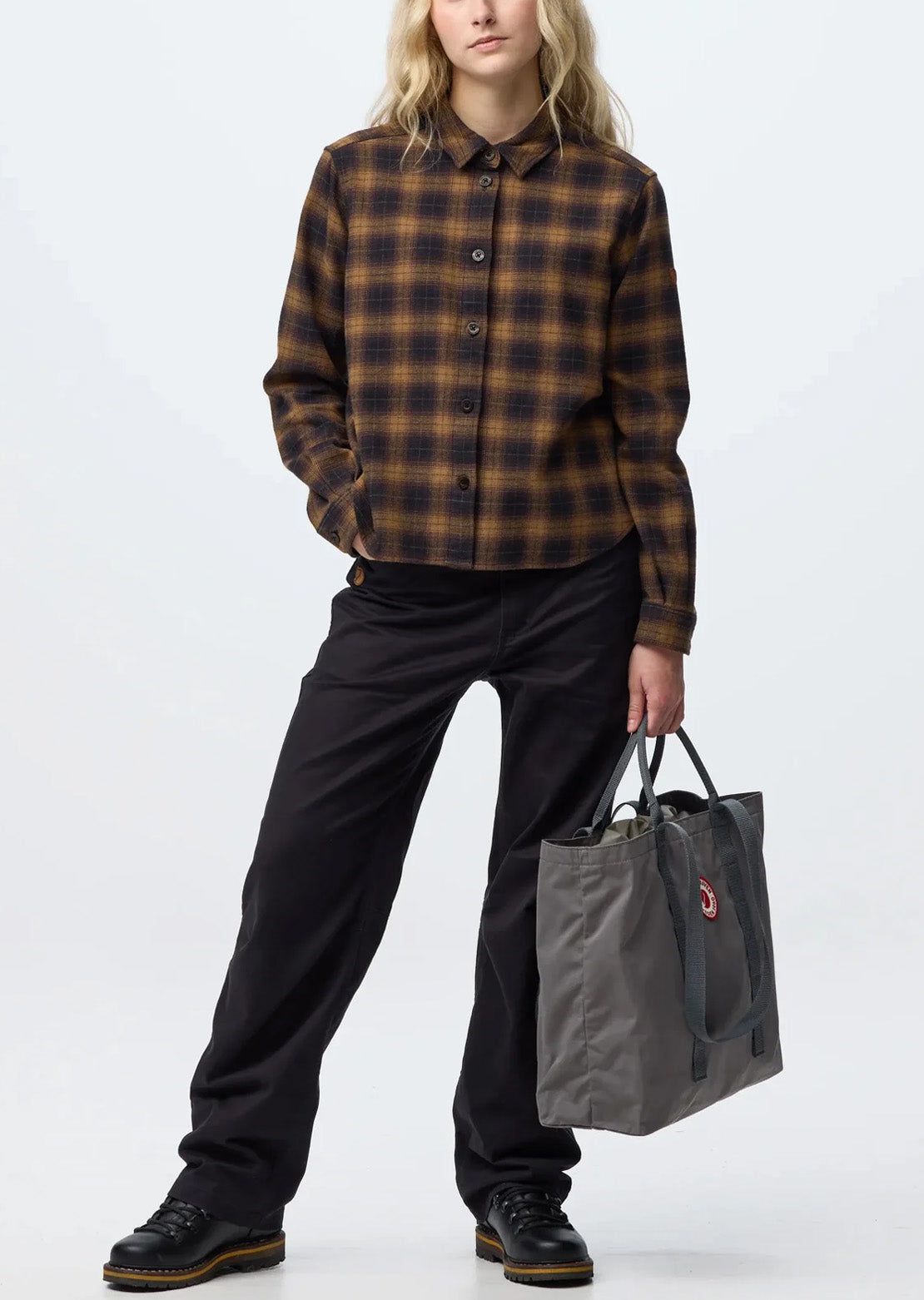 Fjallraven Women's Ovik Boxy Flannel Button Up Shirt Black Wood Brown