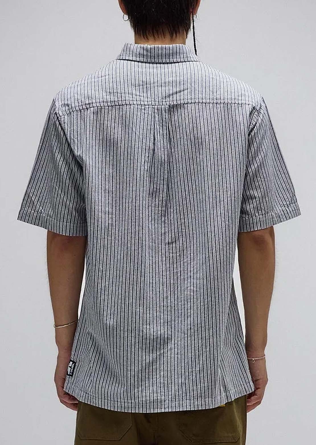 Former Men's Reynolds Stripe Button Up Shirt Bone Navy
