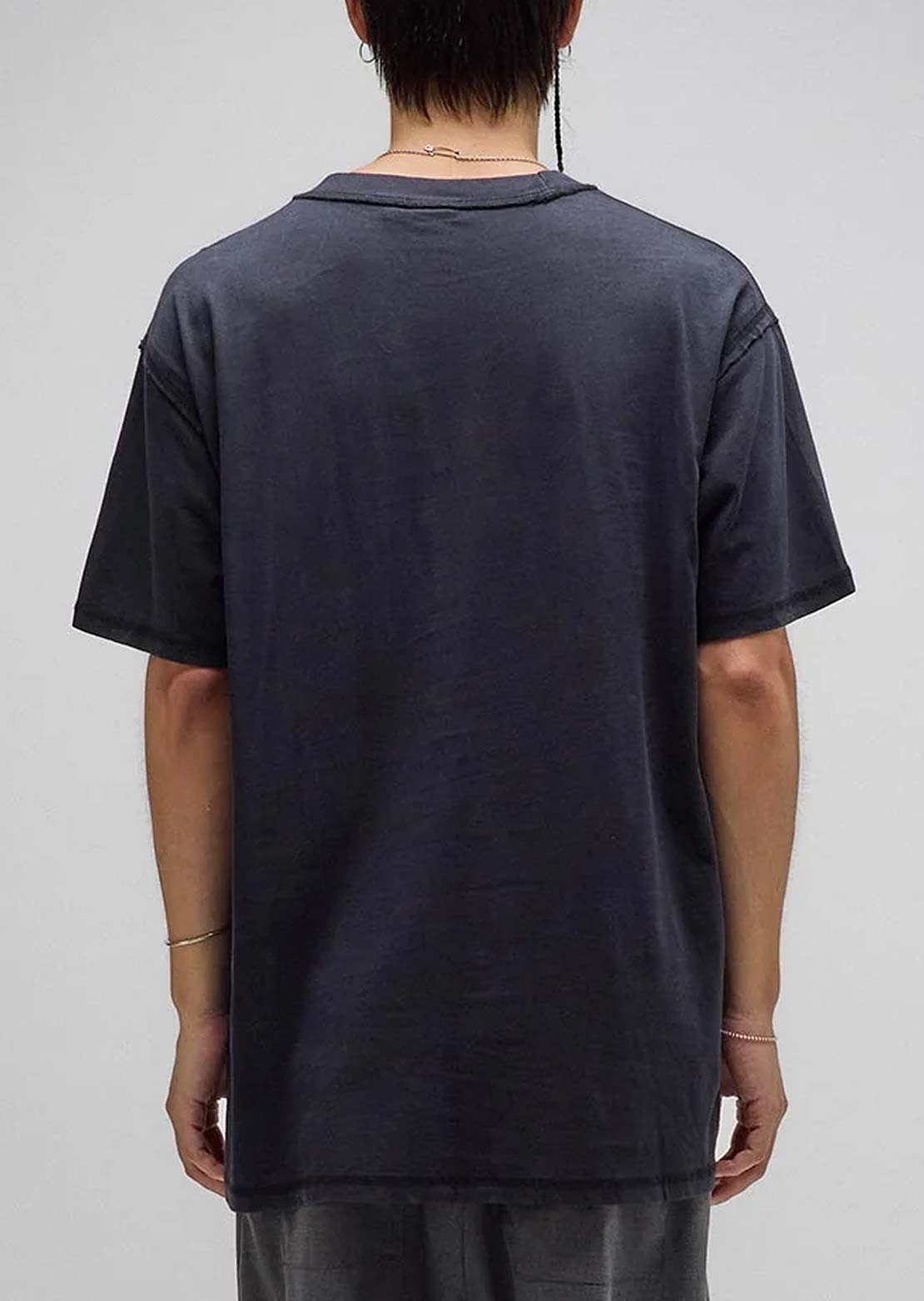 Former Men's Vet T-Shirt Washed Black
