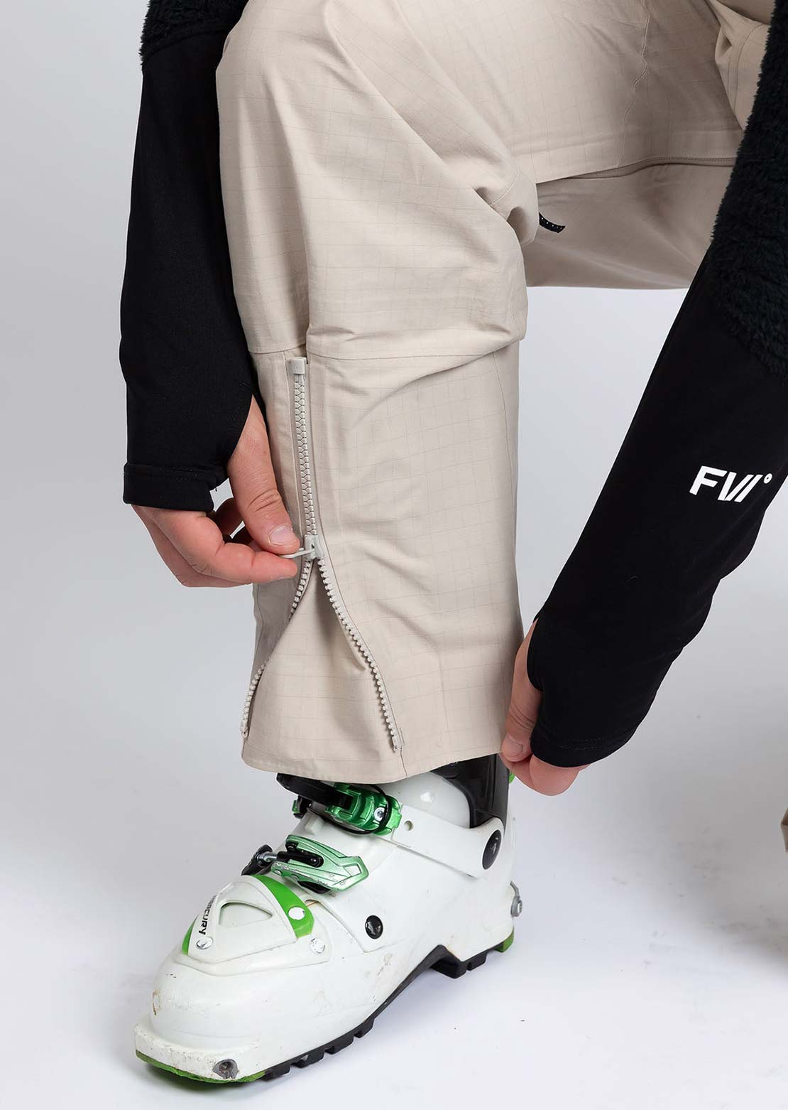 Forward Men&#39;s Catalyst Fusion Oversize 2.5L Shell Bib Pant Sand