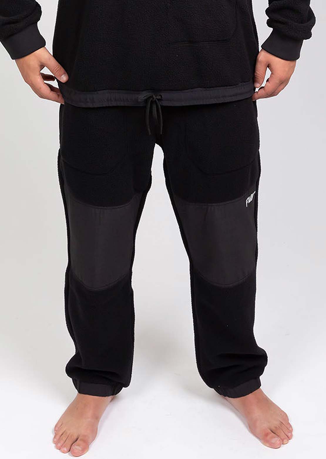 Forward Men&#39;s Root Sherpa Jogger Jet Black