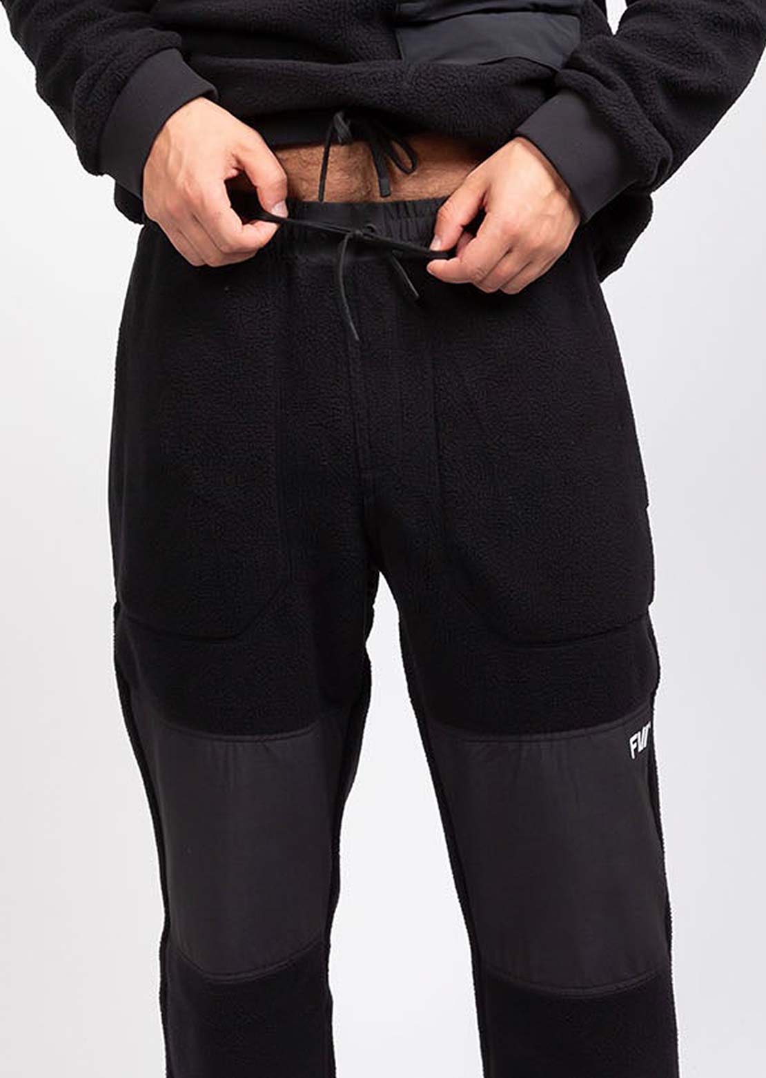 Forward Men&#39;s Root Sherpa Jogger Jet Black