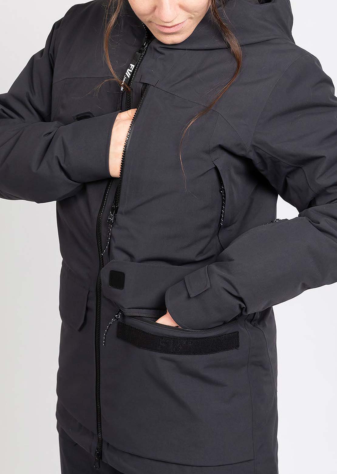 Forward Women&#39;s Catalyst Insulated 2L Jacket Jet Black
