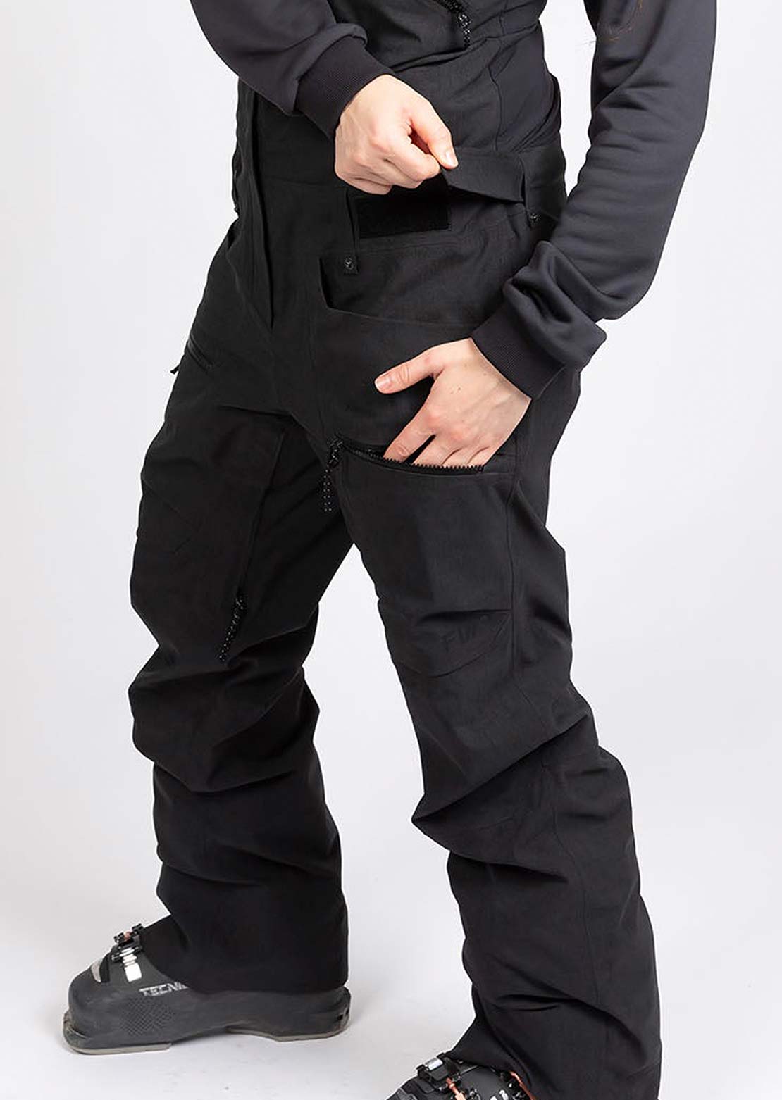 Forward Women&#39;s Manifest Lined 2L Bib Pant Slate Black