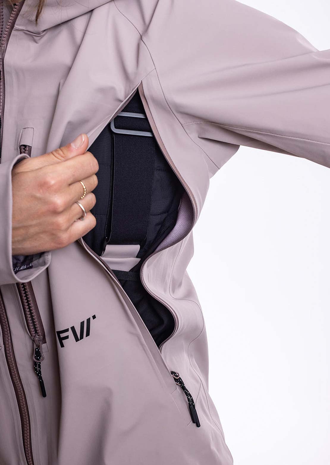 Forward Women's Manifest Tour Shell Jacket