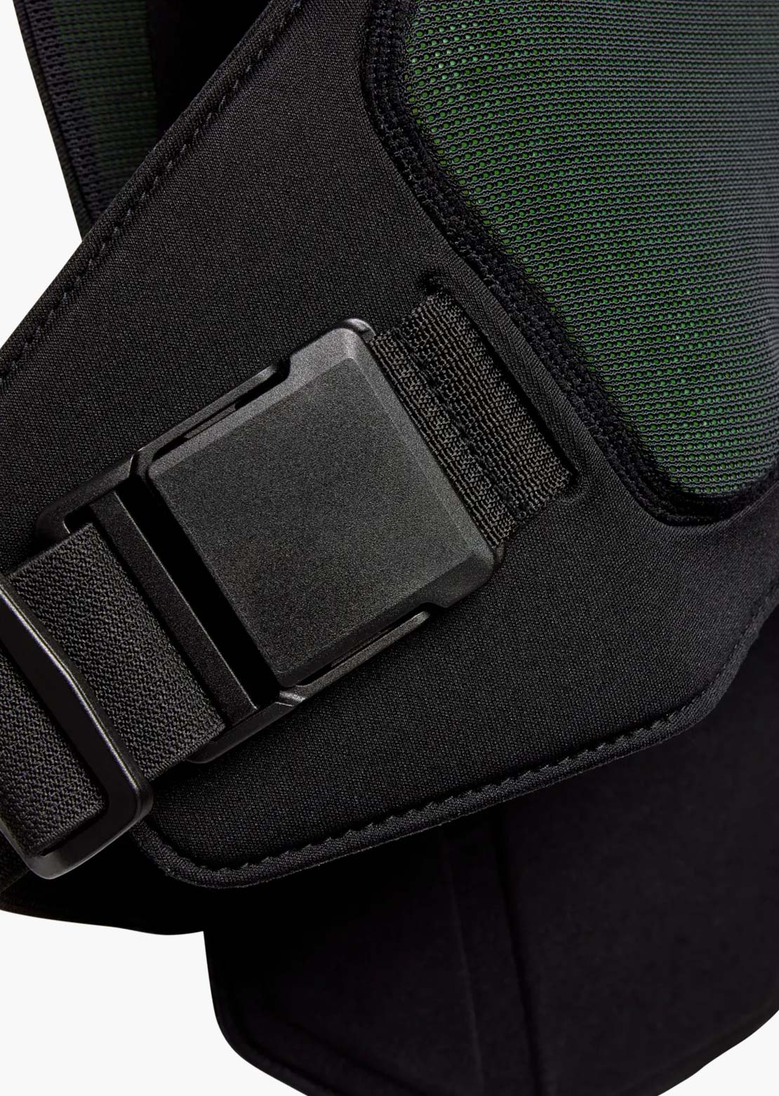 Fox Junior Airframe Chest Guard Black