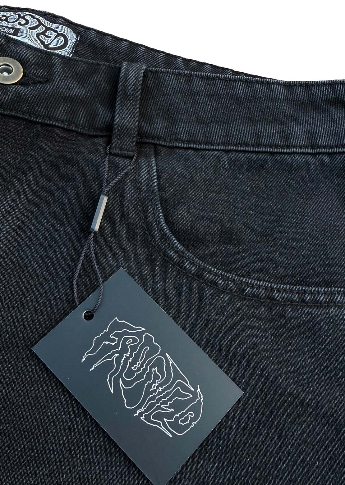 Frosted Men&#39;s Wavy Shorts