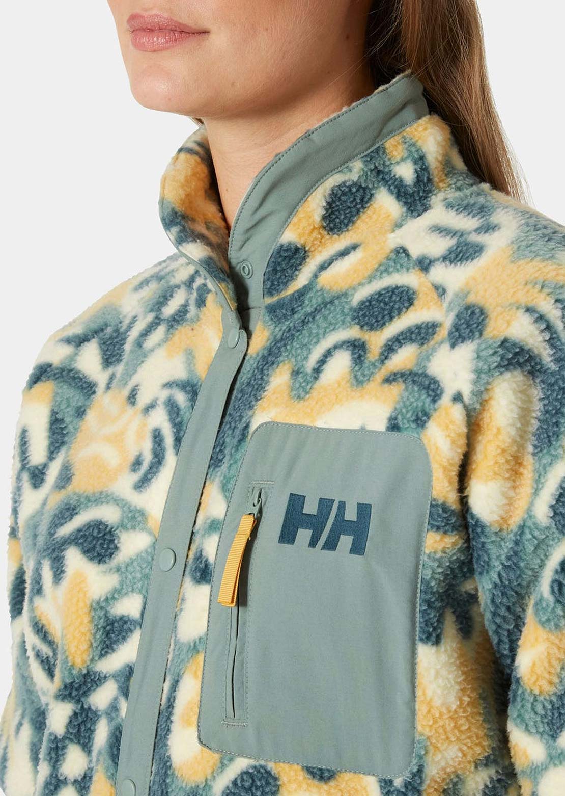 Helly Hansen Women's Imperial Printed Pile Snap Jacket Sand Bruce Aop