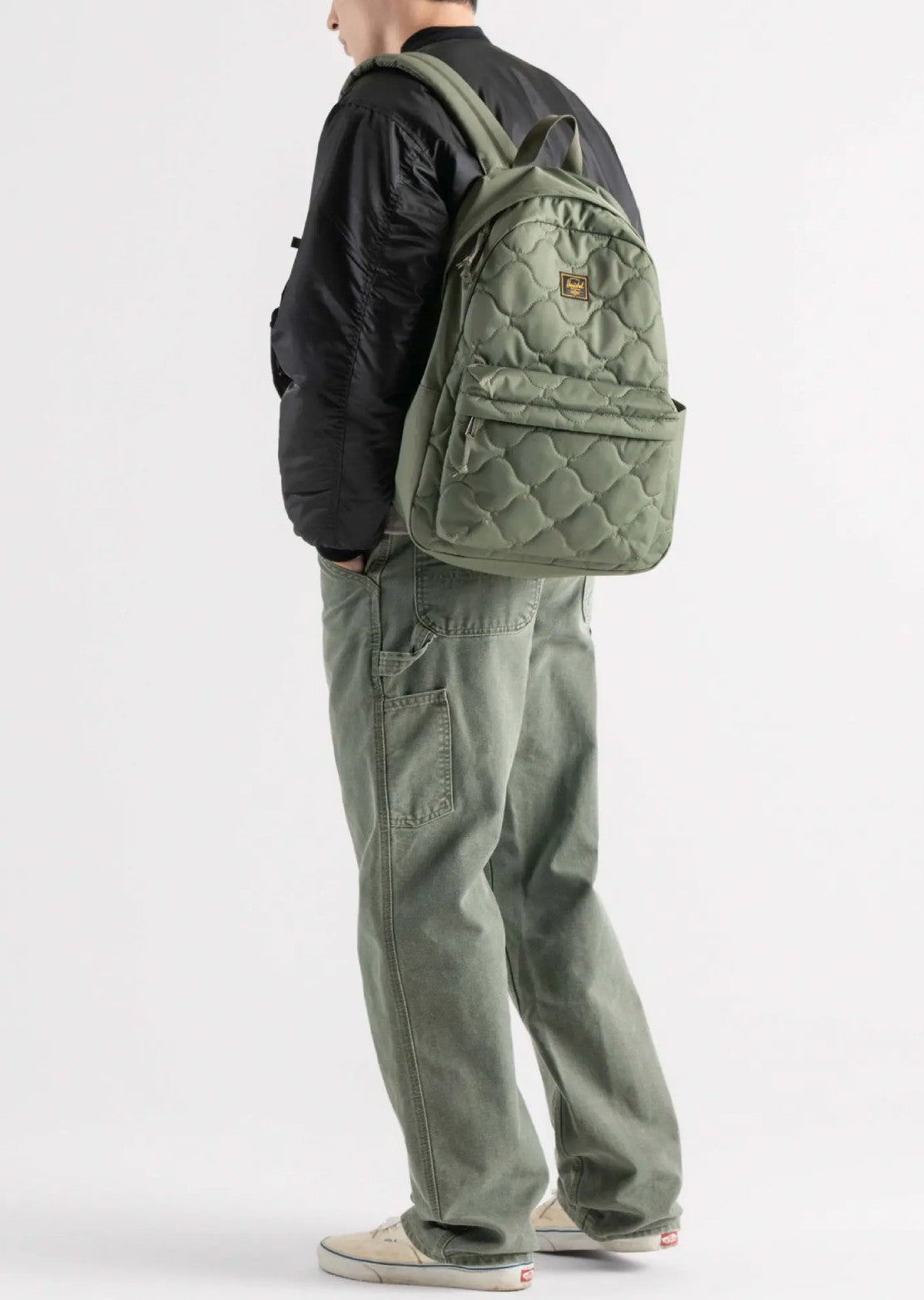Herschel Unisex Classic XL Quilted Capsule Backpack Beetle