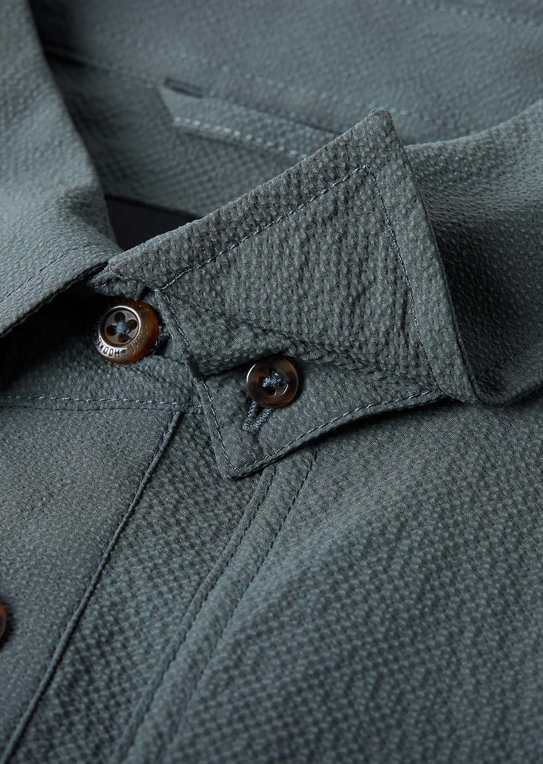 Hooké Men's Fly Fishing Button Up Shirt Dark Slate