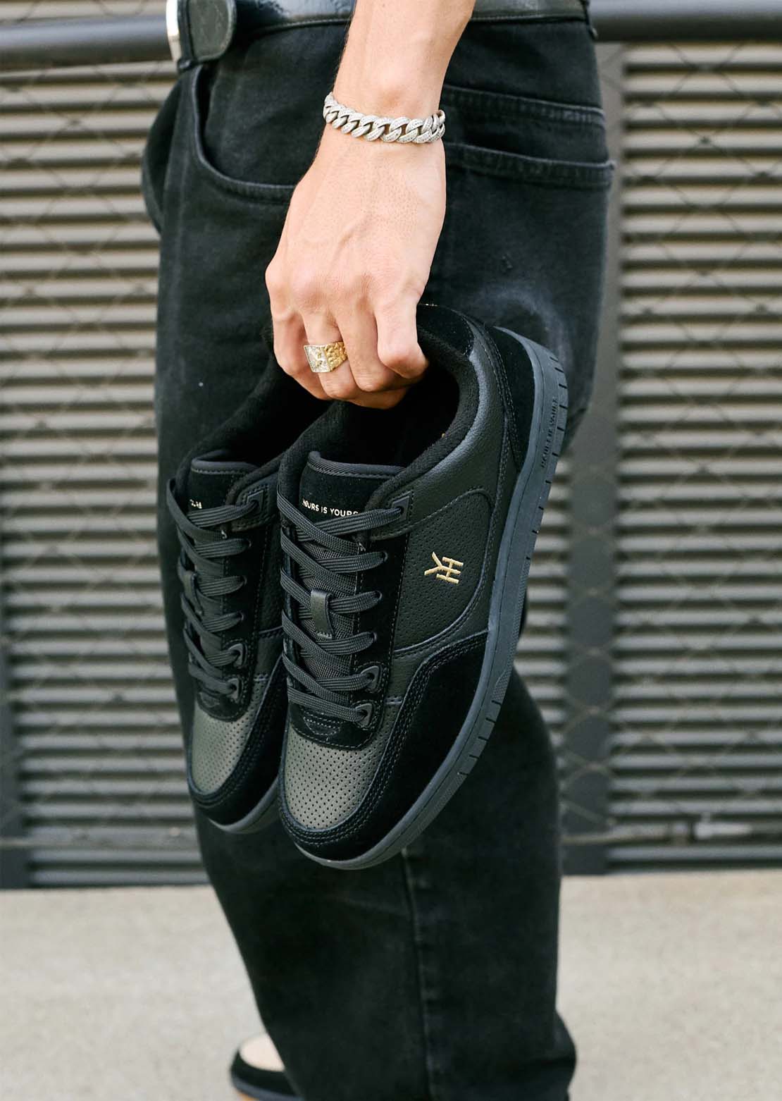 Hours Is Yours Men's Skylight Shoes Black/Gold