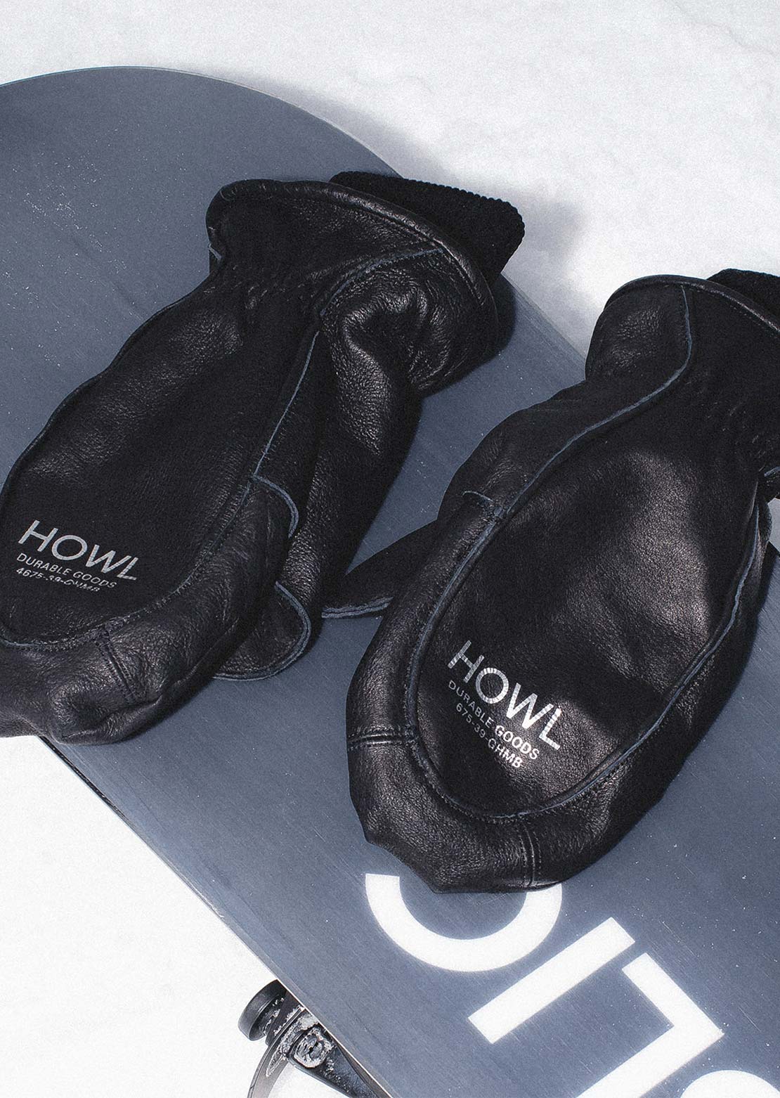 HOWL Unisex Highland Mitts Black