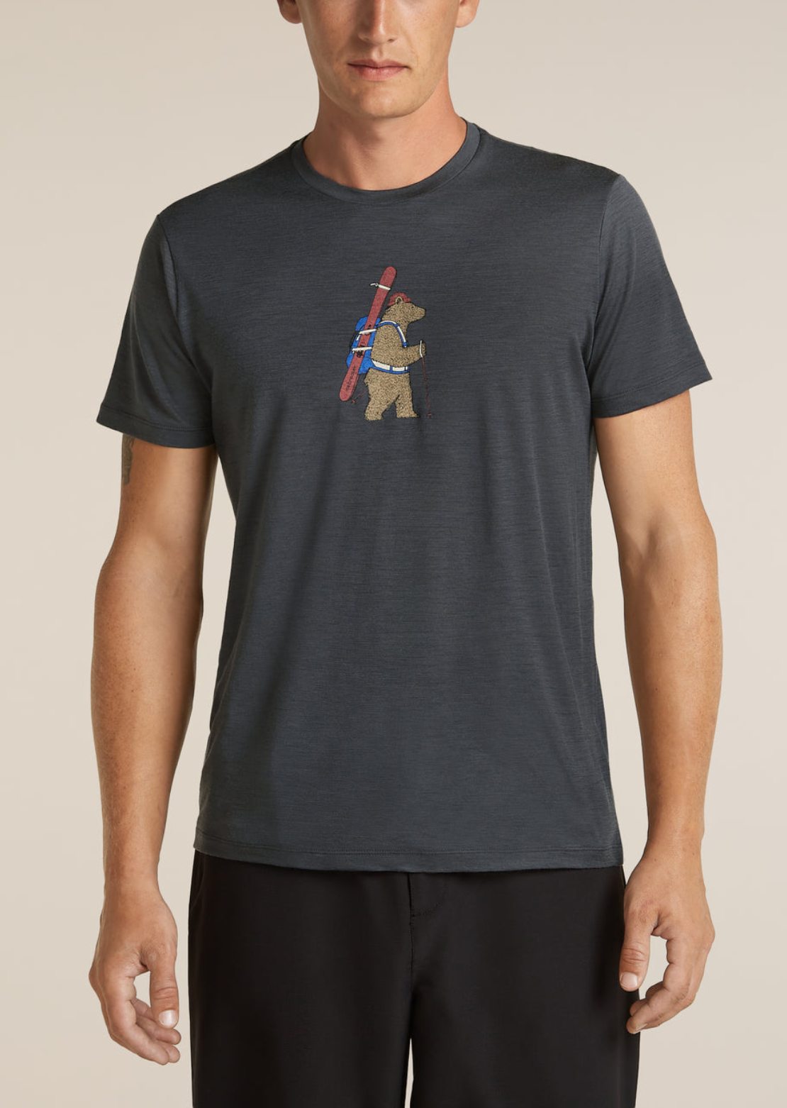 Icebreaker Men's Merino 150 Tech Lite Bear Tour T-Shirt Obsidian