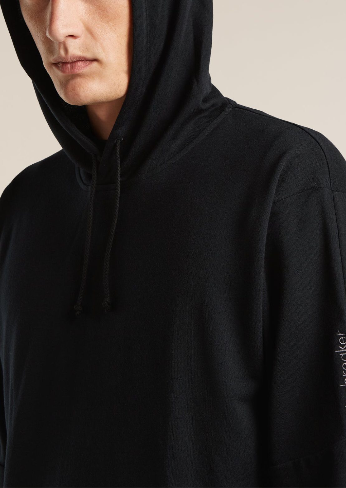 Icebreaker Men's Merino Blend 150 Drift Long Sleeve Hood Black