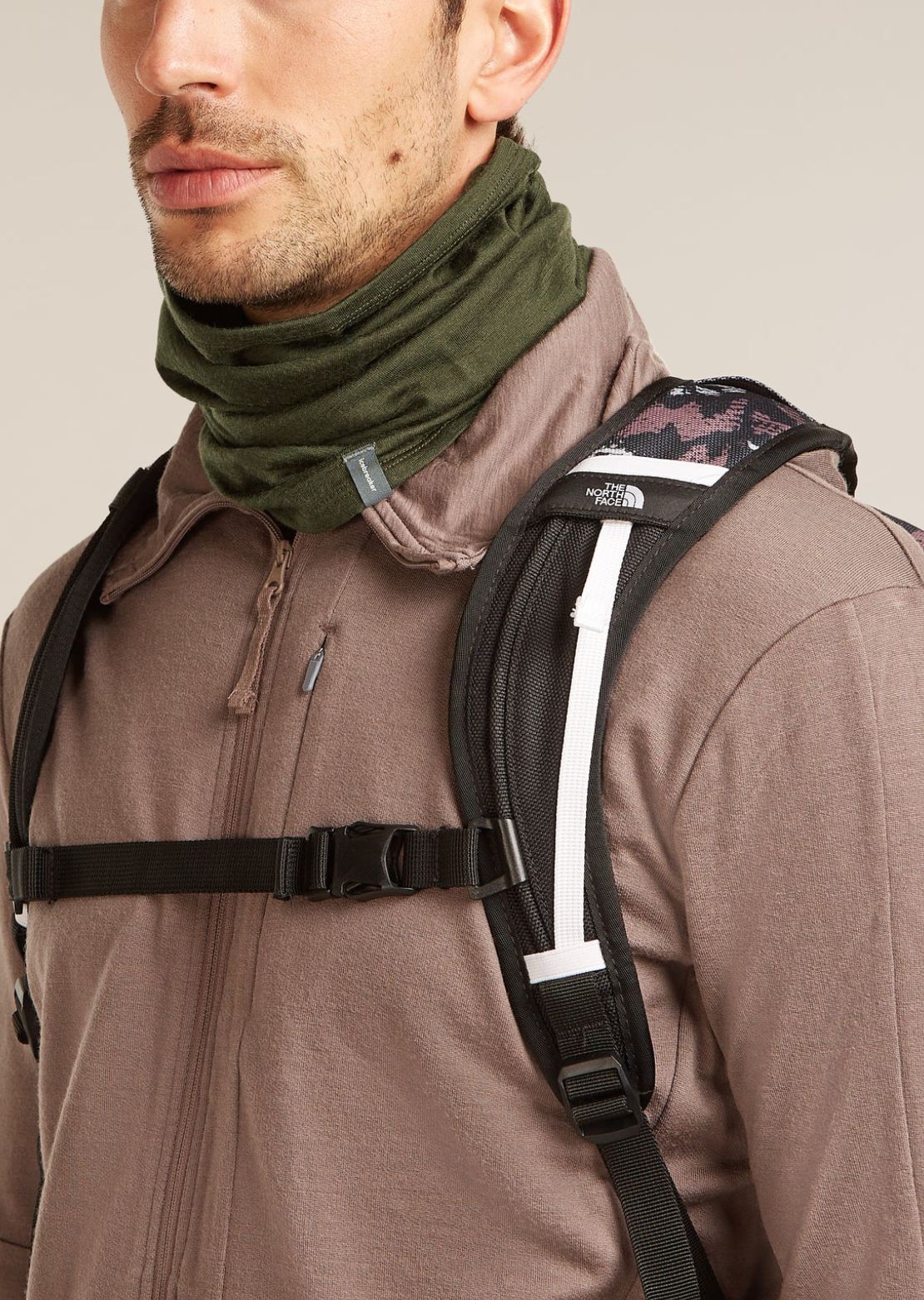 Icebreaker Unisex Merino 200 Oasis Flexi Chute Neckwear Dark Loden