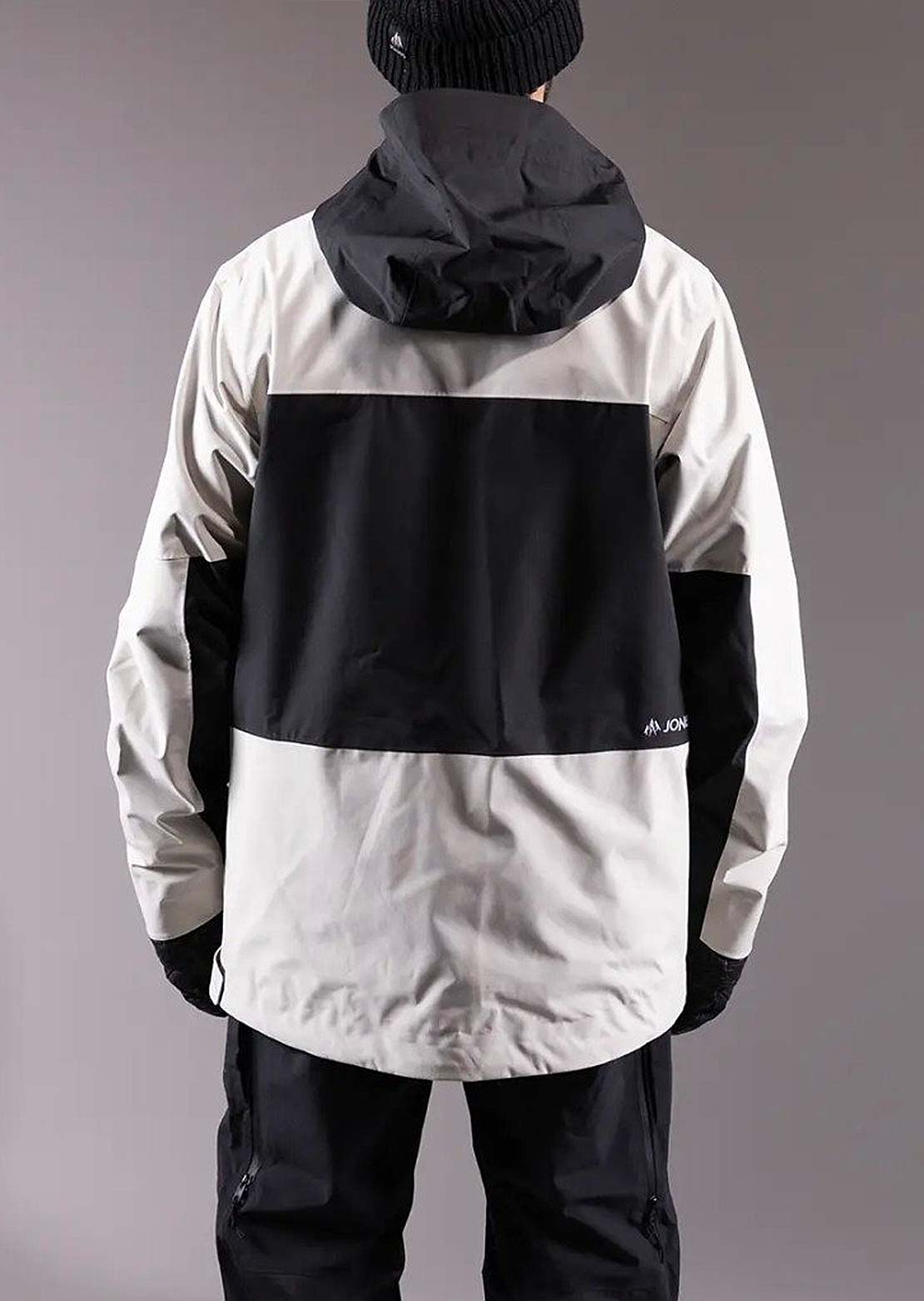 Jones Men's Mountain Surf Rec Anorak Smoke Gray