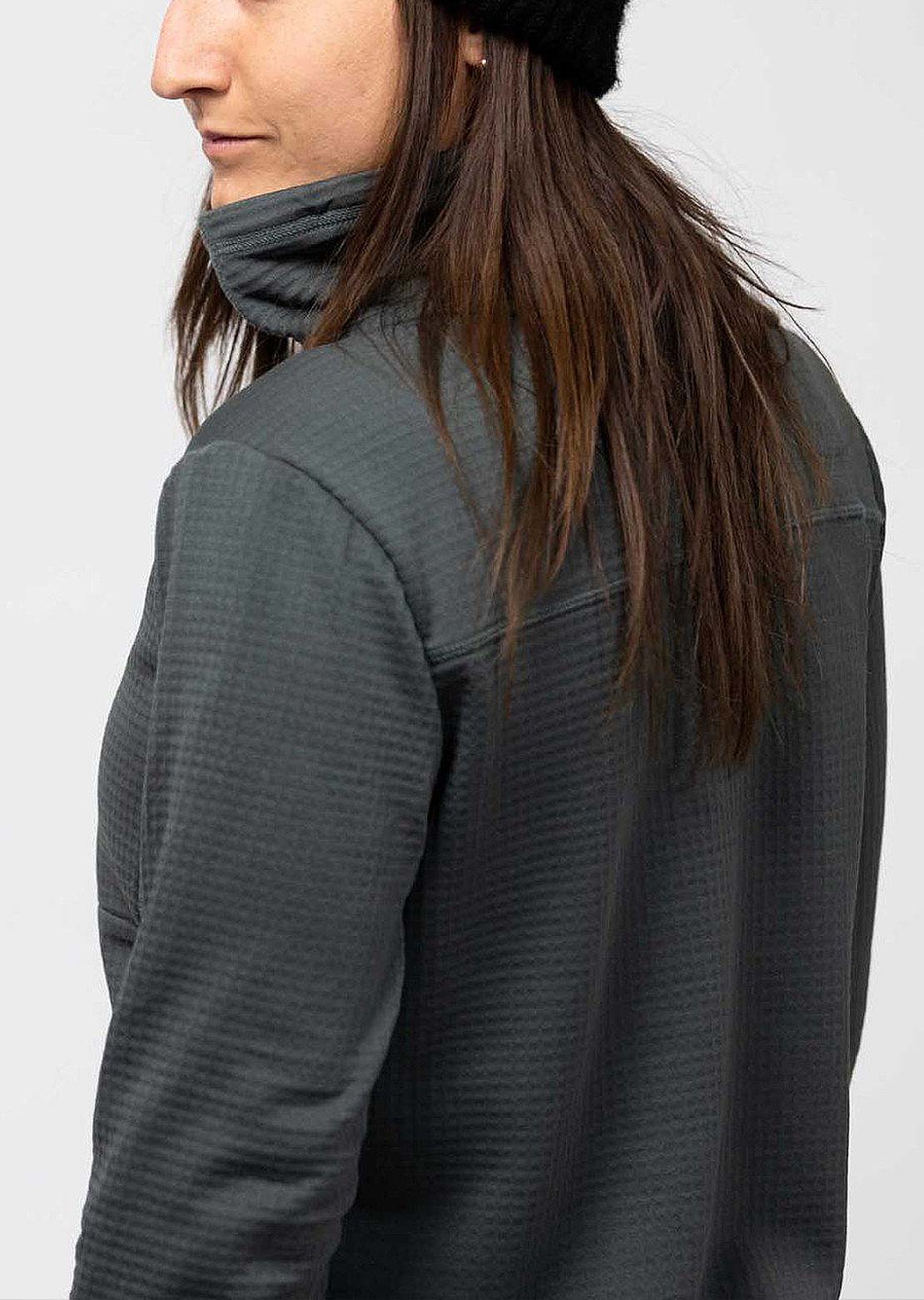 Jones Women's Flagship Rec Grid Pullover Dawn Blue