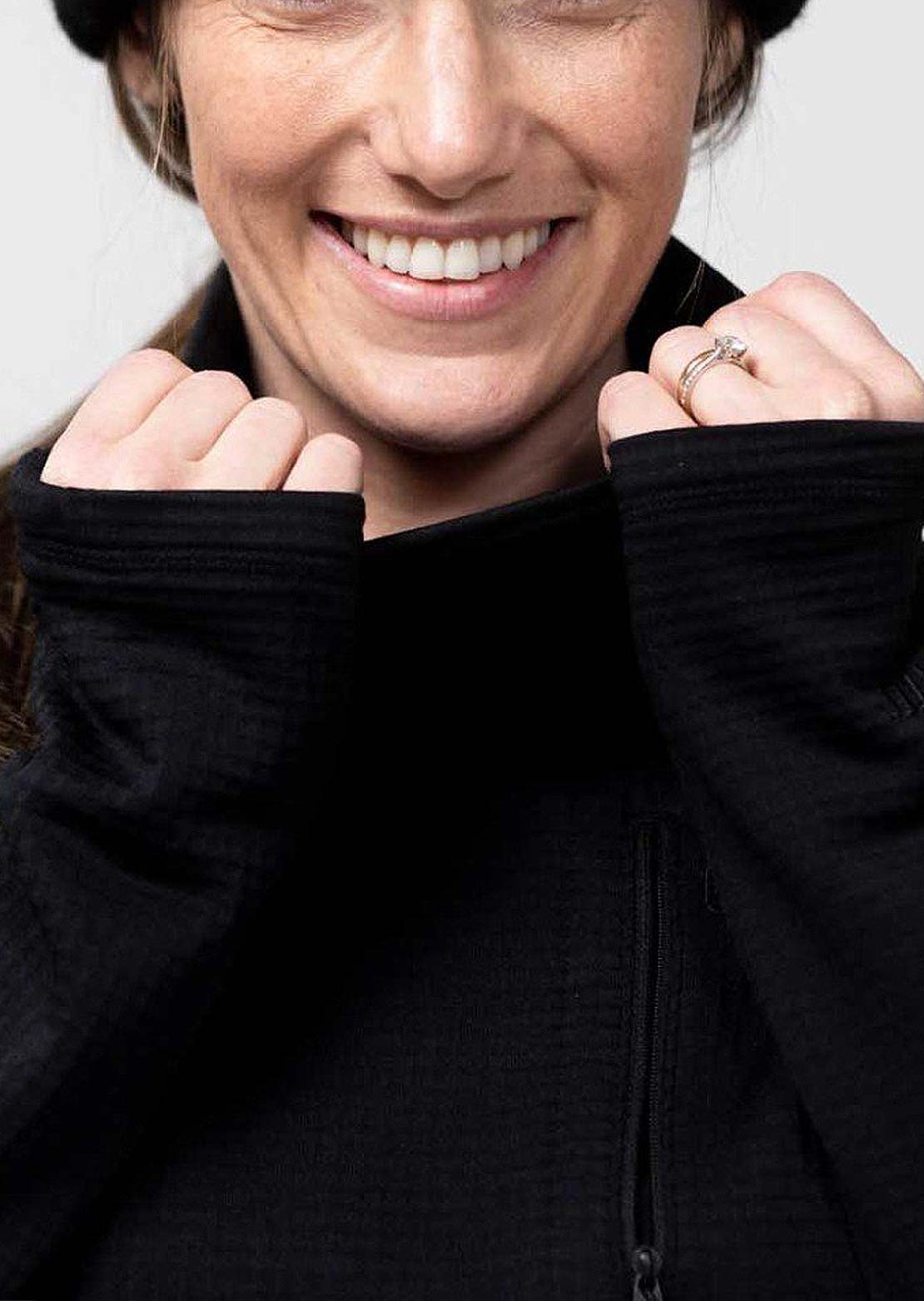 Jones Women's Flagship Rec Grid Pullover Stealth Black