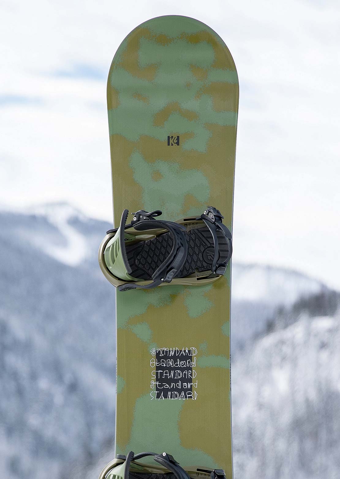 K2 Men&#39;s Standard Snowboard Green/Multi